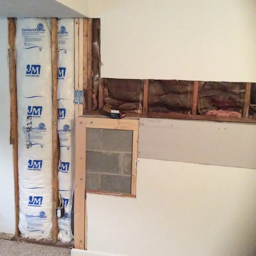Wall insulation replacement during Structural Drying in Round Lake
